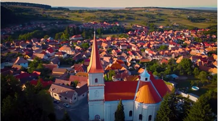 Un sat din România a fost desemnat unul dintre cele mai atractive locuri turistice din întreaga lume 807133