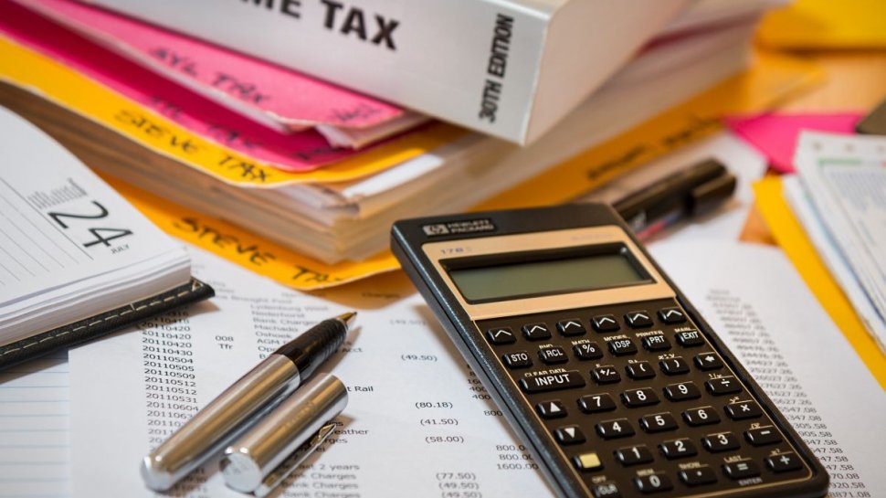 Taxele și impozitele cresc în 2023! Adrian Negrescu: ”Este o lovitură!”