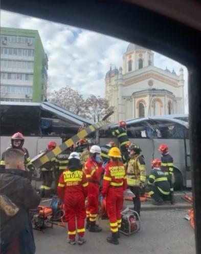 Titi Aur, verdict în cazul accidentului de la Pasajul Unirii. Cine se face vinovat, şoferul sau infrastructura 807403
