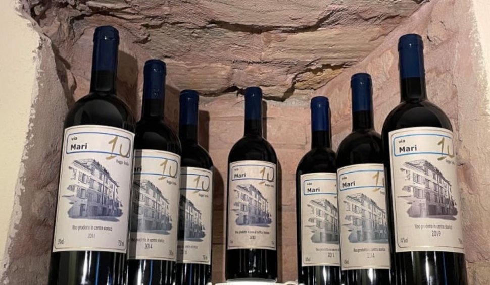 Vinul exclusivist vândut cu 5.000 de euro sticla | "Sunt singurul producător din lume care spune că nu ar trebui să îi bei vinul"