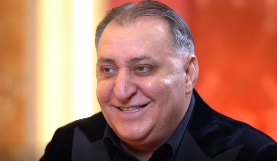 Vali Vijelie, invitat special în ultima ediţie "Gătit la costum" din acest an: "Spuneţi-mi unde greşesc, că aşa ştiu că mă iubiţi" 807037