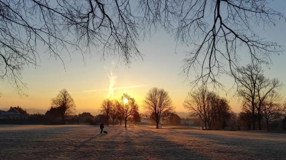 Vreme neobişnuită de Crăciun: 14 grade duminică, iar de luni temperaturile scad cu 10 grade. Prognoza meteo ANM 807661