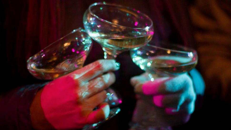 Revelion 2023. Unde pot petrece românii și ce artiști le vor cânta în noaptea dintre ani 807812