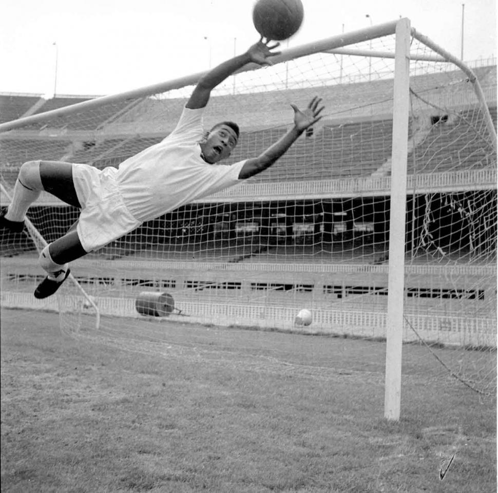 A murit Pele. Legendarul fotbalist brazilian avea 82 de ani 808479