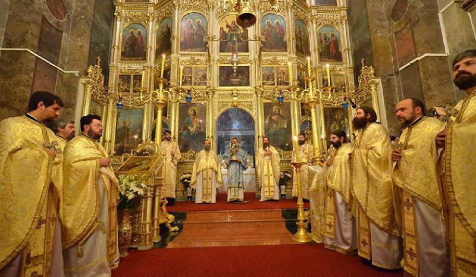 Numărul ortodocșilor a scăzut în ultimii 10 ani. Ce confesiune religioasă a câștigat tot mai mulți adepți în România