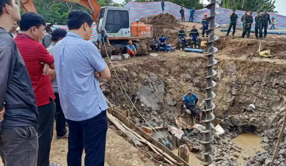 Un băiețel din Vietnam, care a rămas blocat într-un puț în ajunul Anului Nou, a murit 809282