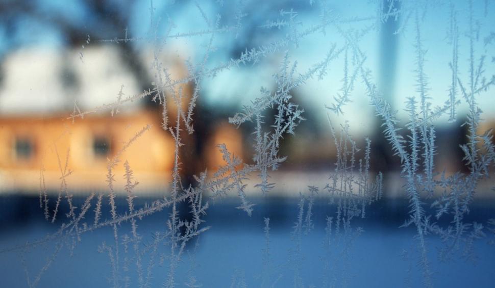 Ciclon polar peste Europa: Avertizări meteo Cod roșu de ger și vijelii, în mai multe țări | Se răcește vremea și în România