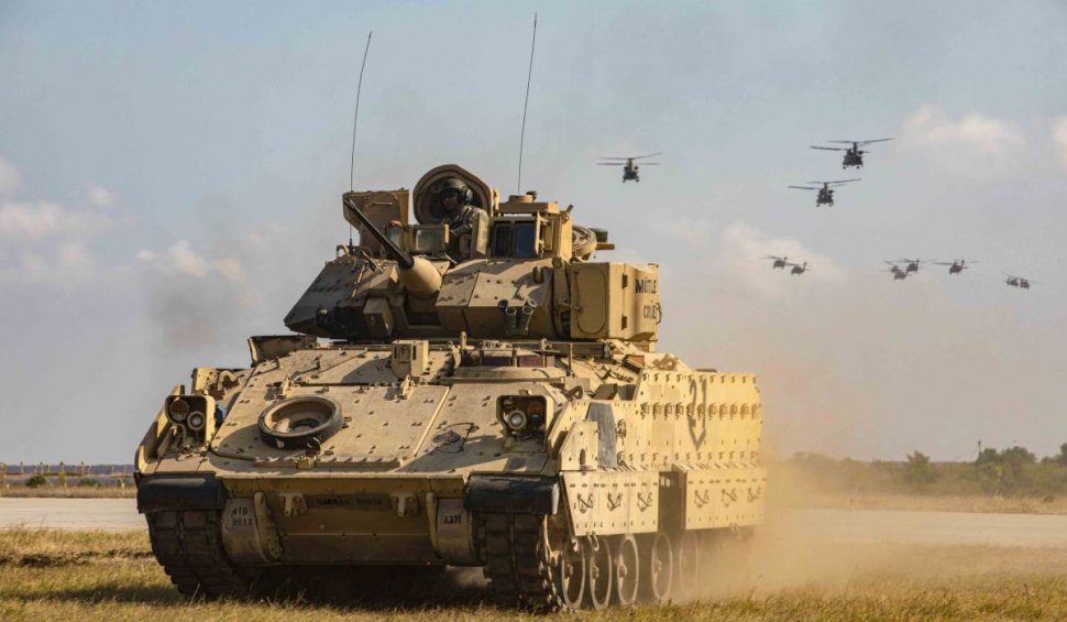 SUA și Germania trimit în Ucraina aproape 100 de vehicule blindate de luptă "Bradley" și "Marder"