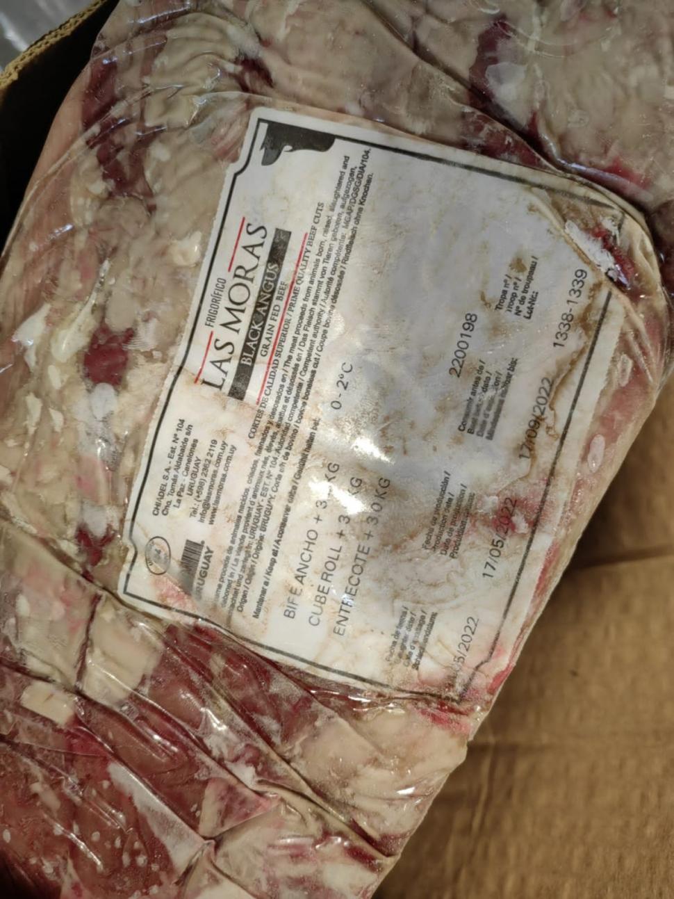 "Carne congelată aproape expirată, adusă de olandezi în România" | ANPC va sesiza Comisia Europeană: "Nu suntem pelicanii Europei!" 809678