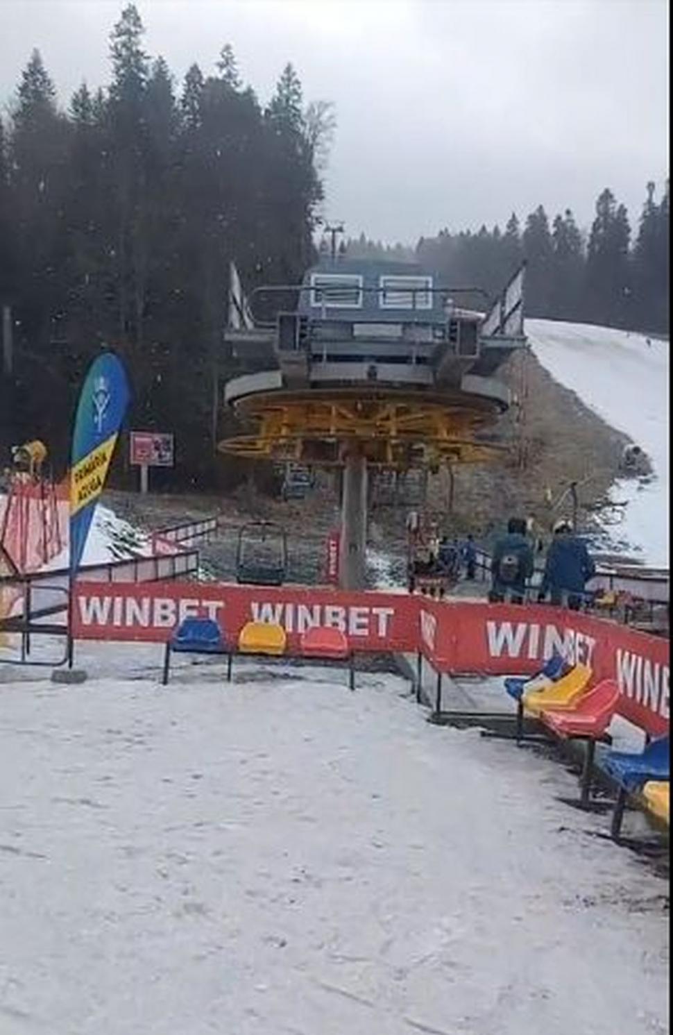 Ninge abundent în România. Turiştii se bucură de peisajul de iarnă 809644