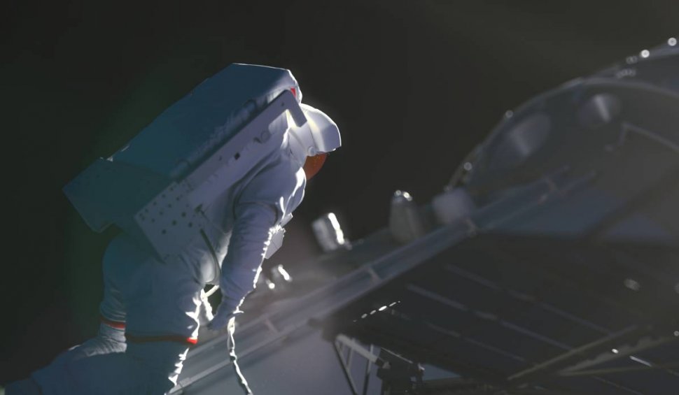 Cosmonauți blocați în spațiu, după ce capsula le-a fost lovită de un meteorit | Rusia trimite o misiune de salvare