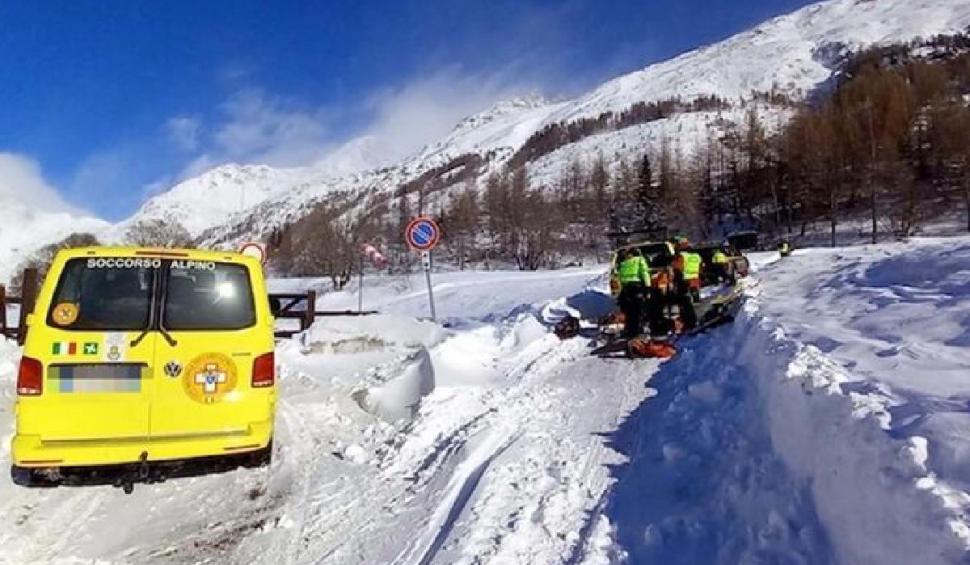 Un român a fost ucis de o avalanşă în Italia, în timp ce îşi căuta câinii 810370