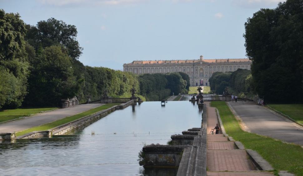 Turism culinar în Italia. Seniorii învață să gătească pizza, pizzolo, arancini, cannoli sau înghețată 810381