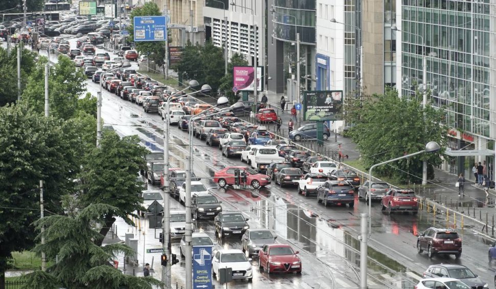Șoferii din București au pierdut 91 de ore în trafic anul trecut | Capitala, în topul celor mai aglomerate oraşe din lume