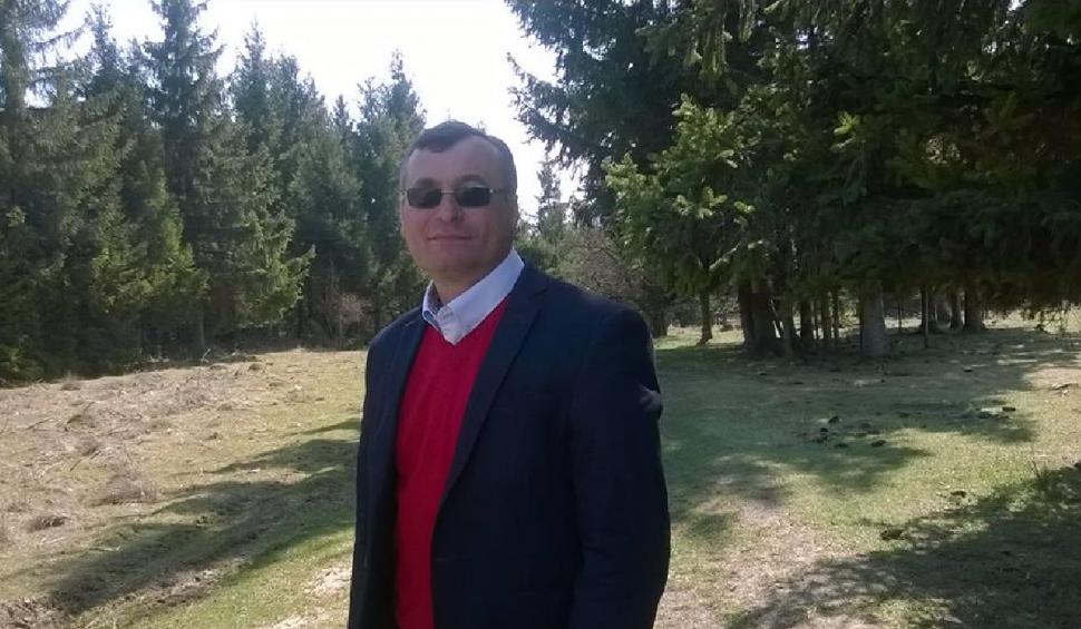 Povestea emoţionantă a unui poliţist din Suceava. Putea ieşi la pensie de cinci ani, dar a ales să rămână pe baricade pentru a prinde tâlhari 810537