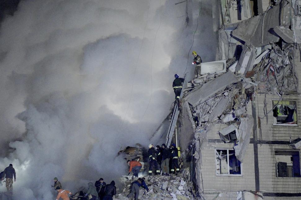 Război în Ucraina, ziua 325. Resturile unei rachete ruseşti, descoperite la Briceni, în Republica Moldova 811018