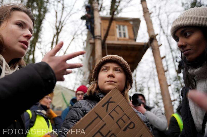 Ciocniri între poliţişti şi activiştii de mediu, cu Greta Thunberg printre ei, în Germania 811145