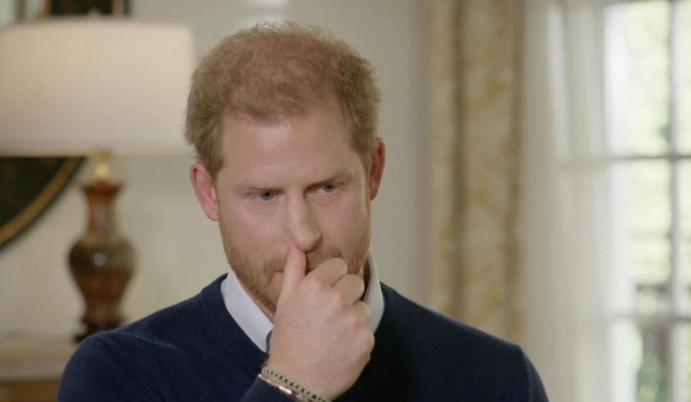 Cârnăciorii, motiv de ceartă în Familia Regală Britanică. Fostul majordom al Prințesei Diana susține că Harry primea mai puțină mâncare decât William 811342