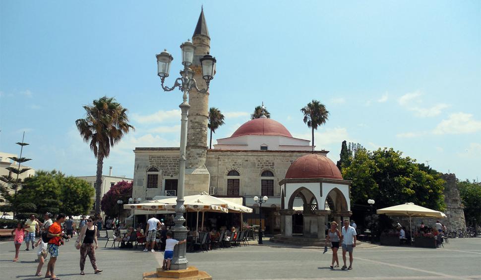 Estimări pentru 2023: Grecia, Turcia și Spania vor fi cele mai căutate destinații turistice 811372