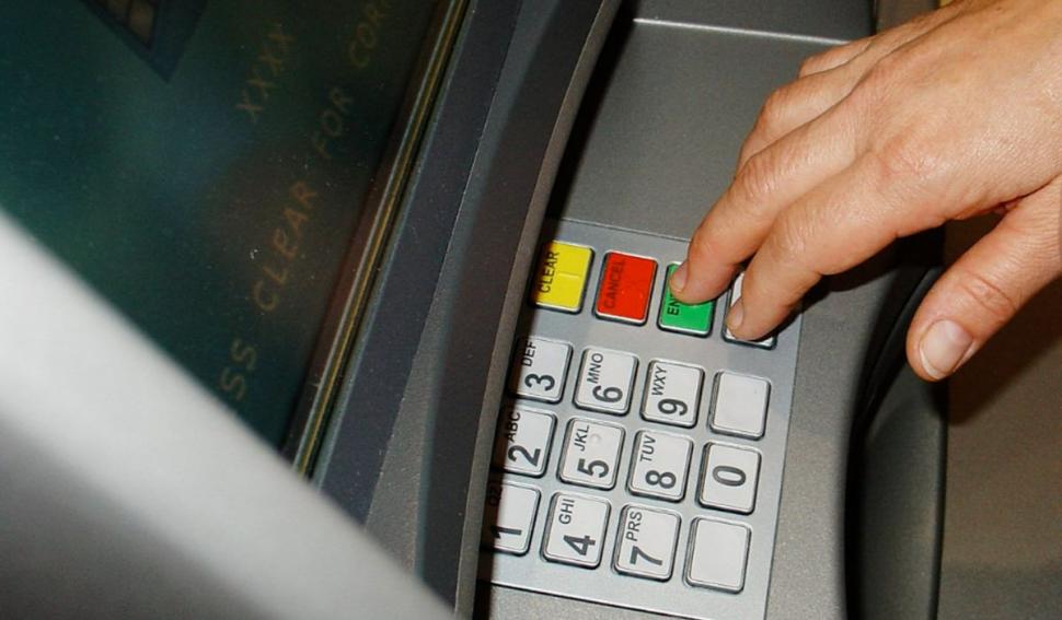 Spărgătorii de bancomate de la Constanţa au fost trimişi în judecată 811787
