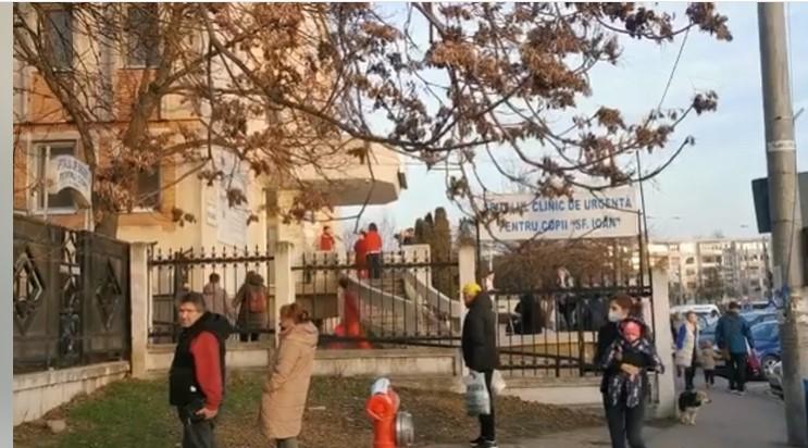 Incendiu la Spitalul de Copii din Galaţi. Flăcări în Laboratorul de Analize  811988
