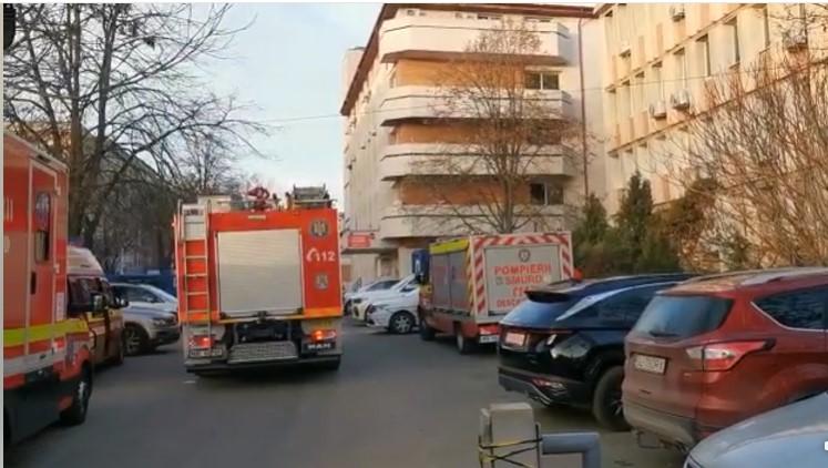 Incendiu la Spitalul de Copii din Galaţi. Flăcări în Laboratorul de Analize  811989