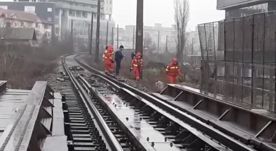 Bărbat lovit mortal de o locomotivă, lângă un pasaj de cale ferată din Timișoara 812178