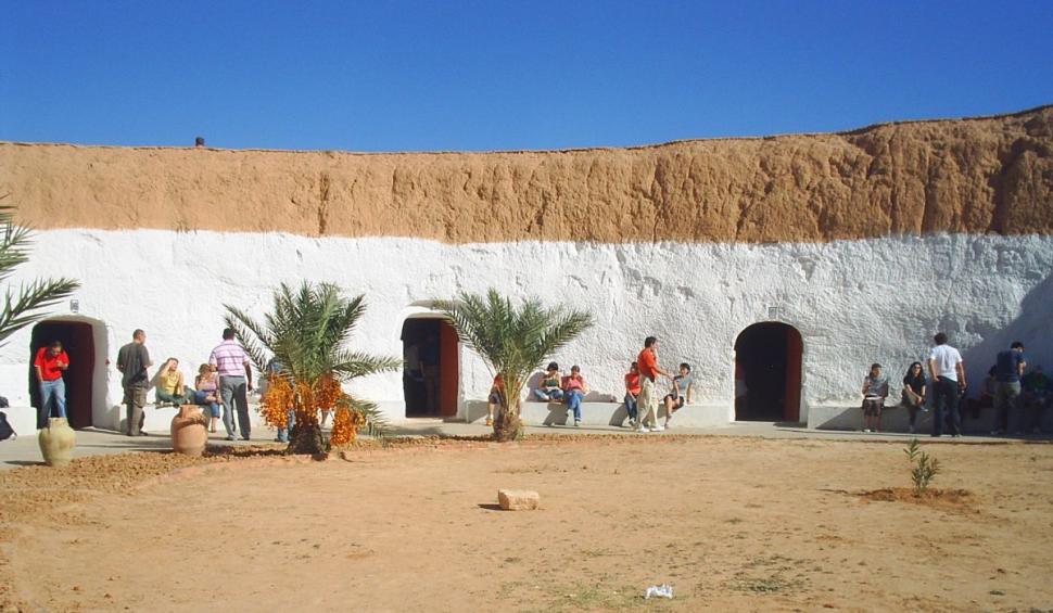 Fanii Star Wars pot vizita locul în care s-au filmat scenele de pe planeta Tatooine 812052