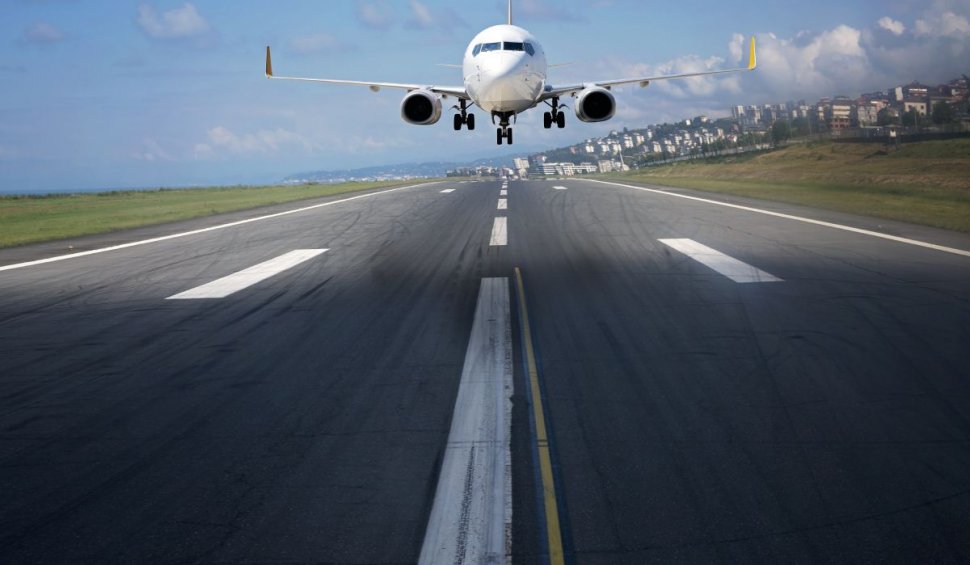 Alertă cu bombă la bordul unui avion aterizat pe aeroportul internațional din Atena