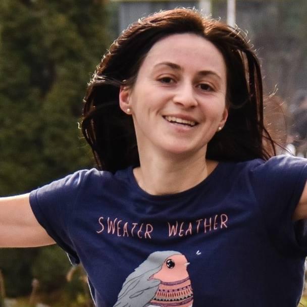 Lacrimi pentru Ana, femeia omorâtă de câini în Bucureşti: "Spunea mereu că nu poate trăi cu frică" 812488