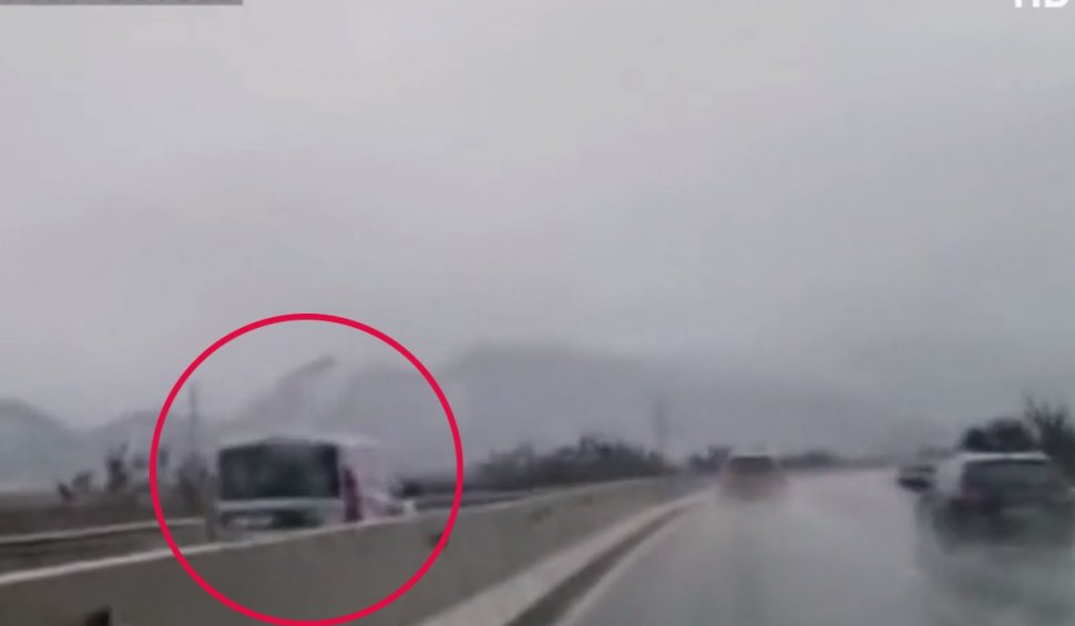 Un șofer a fost filmat în timp ce gonea pe contrasens, pe centura ocolitoare a Brașovului