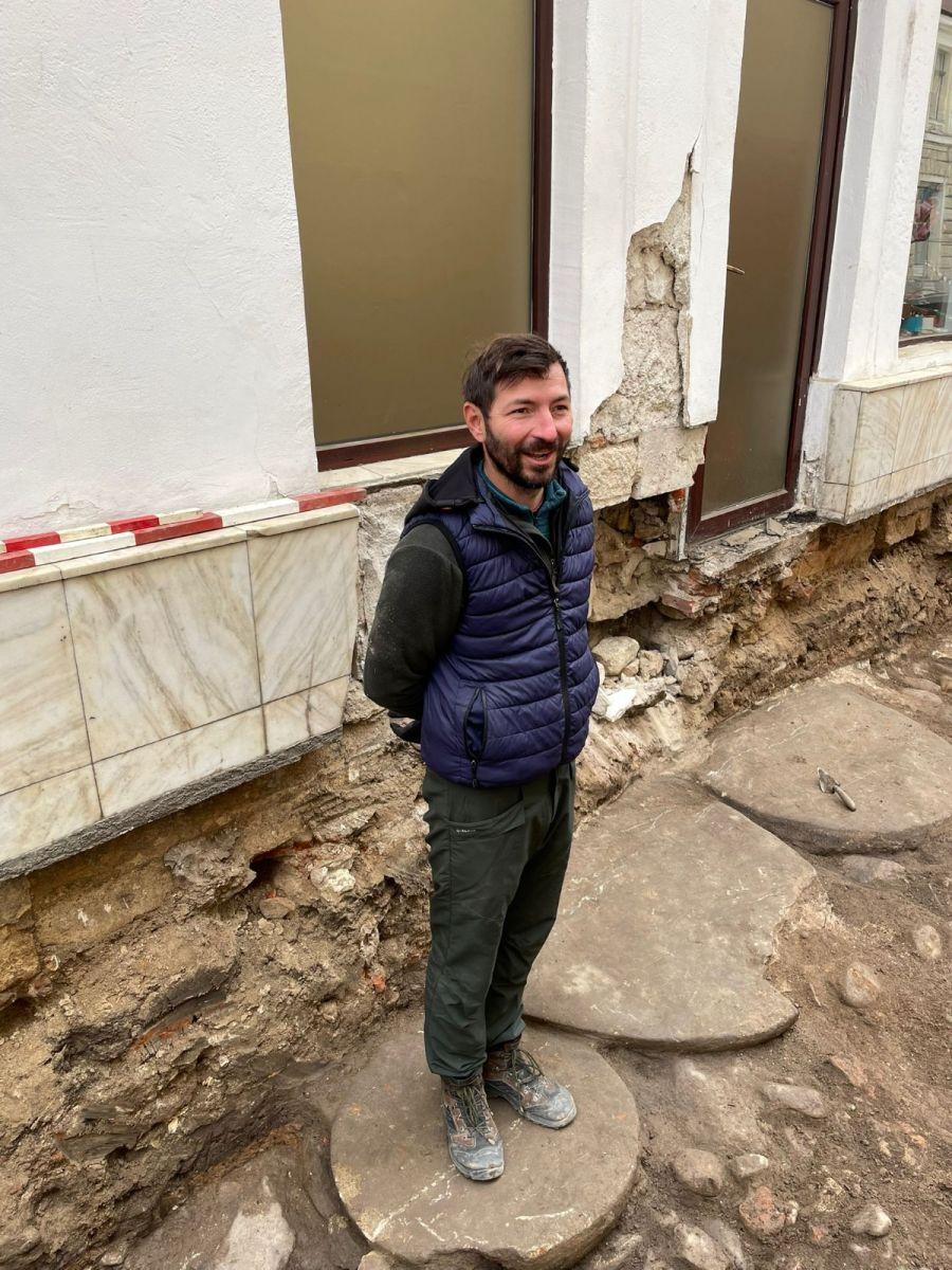 Drum roman, vechi de peste 2.000 de ani, descoperit de arheologi în centrul Clujului: "Seamănă cu ce se păstrează azi la Pompeii" 812824