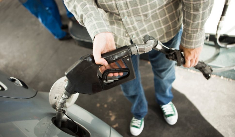 Prețul benzinei și al motorinei în România, astăzi, 24 ianuarie 2023. Carburanții se scumpesc din nou la OMV-Petrom
