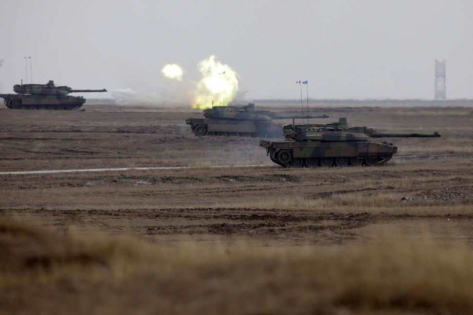 Trageri de luptă în România, cu participarea a peste 600 de militari NATO | Imaginile momentului 813114
