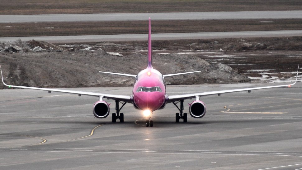 Un bărbat a murit în timpul aterizării unui avion Wizz Air | Clipe tragice pe aeroportul din Timişoara