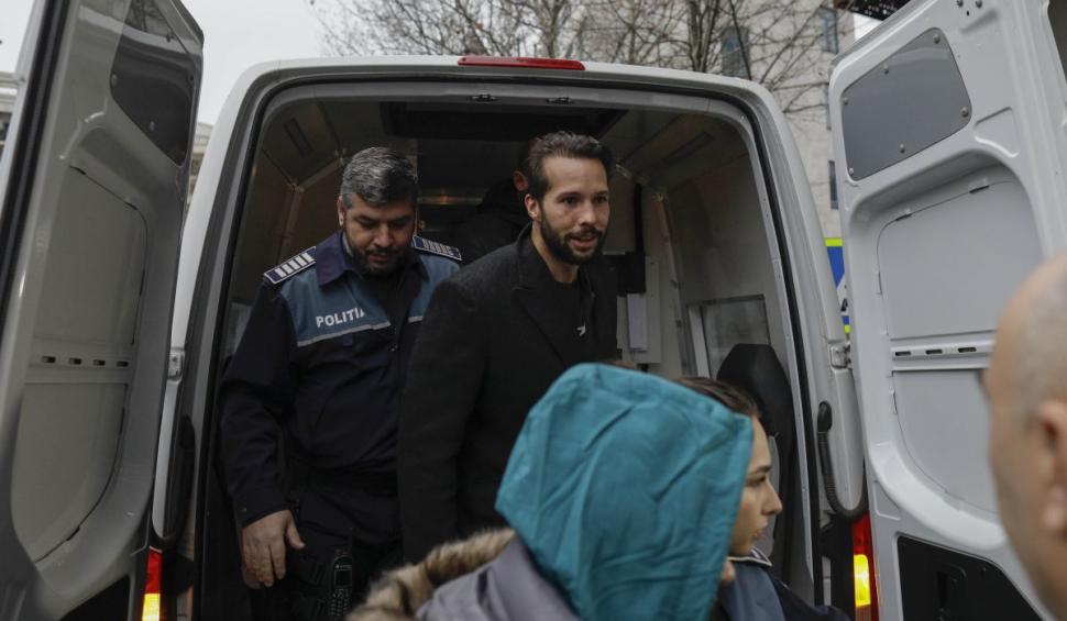 Fraţii Tate, aduşi din nou la DIICOT pentru percheziţia informatică: "Dovezile au fost fabricate" 813252