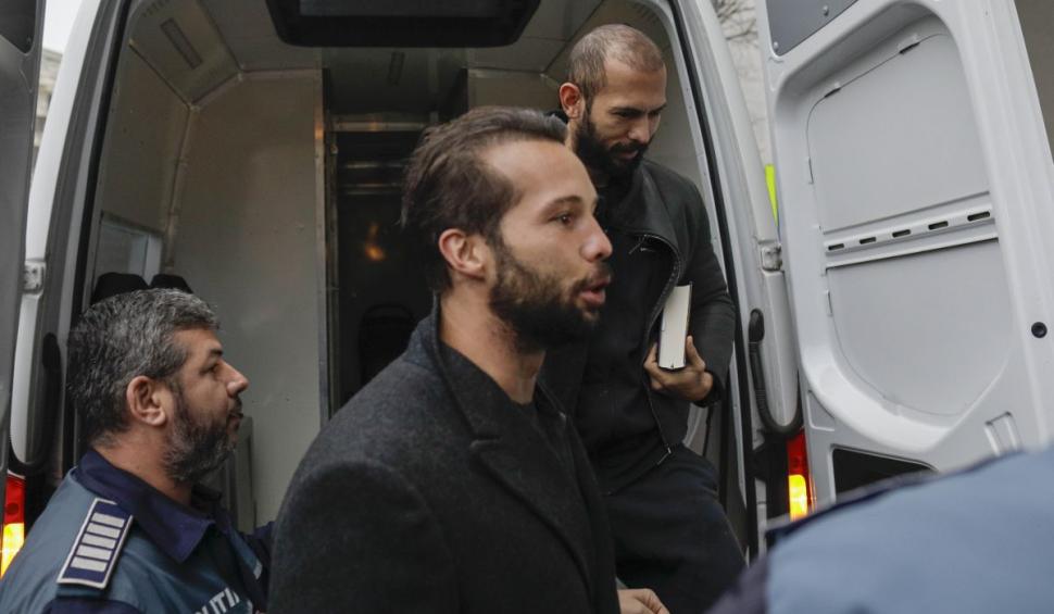 Fraţii Tate, aduşi din nou la DIICOT pentru percheziţia informatică: "Dovezile au fost fabricate" 813253