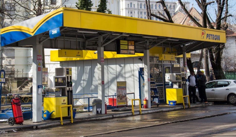 Petrom a ieftinit benzina joi, 26 ianuarie, după trei scumpiri consecutive