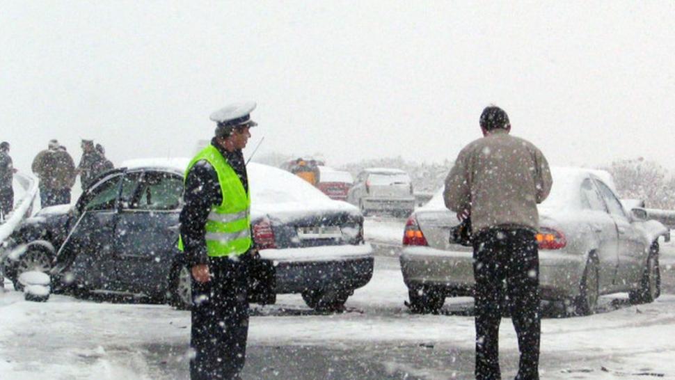 Carambol pe DN1 A, lângă Ploiești. Traficul este oprit 