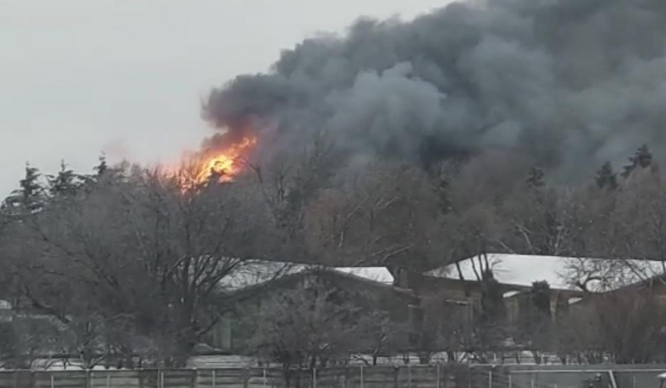 Incendiu de proporții pe Centura Capitalei. S-a trimis mesaj de Alertă extremă pentru evitarea zonei
