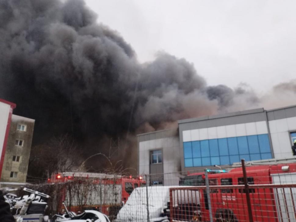 Incendiu de proporții pe Centura Capitalei. S-a trimis mesaj de Alertă extremă pentru evitarea zonei 813573