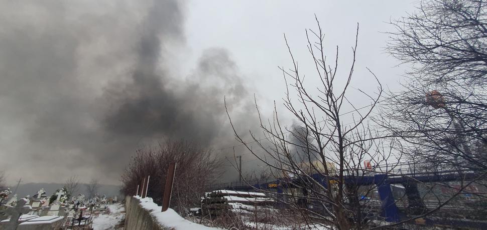 Incendiu de proporții pe Centura Capitalei. S-a trimis mesaj de Alertă extremă pentru evitarea zonei 813576