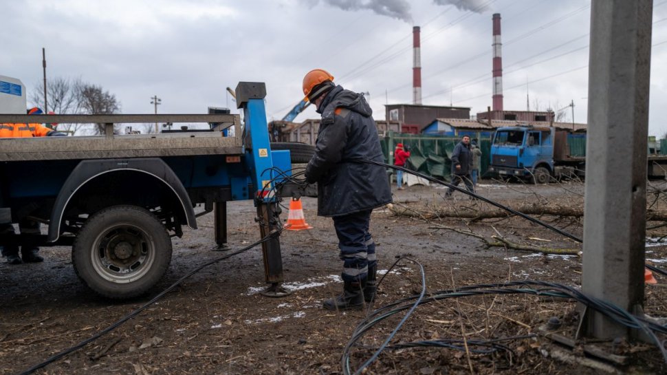 Război în Ucraina, ziua 338. Rusia recunoaște că a lovit infrastructura energetică a Ucrainei, dar a făcut asta cu un motiv