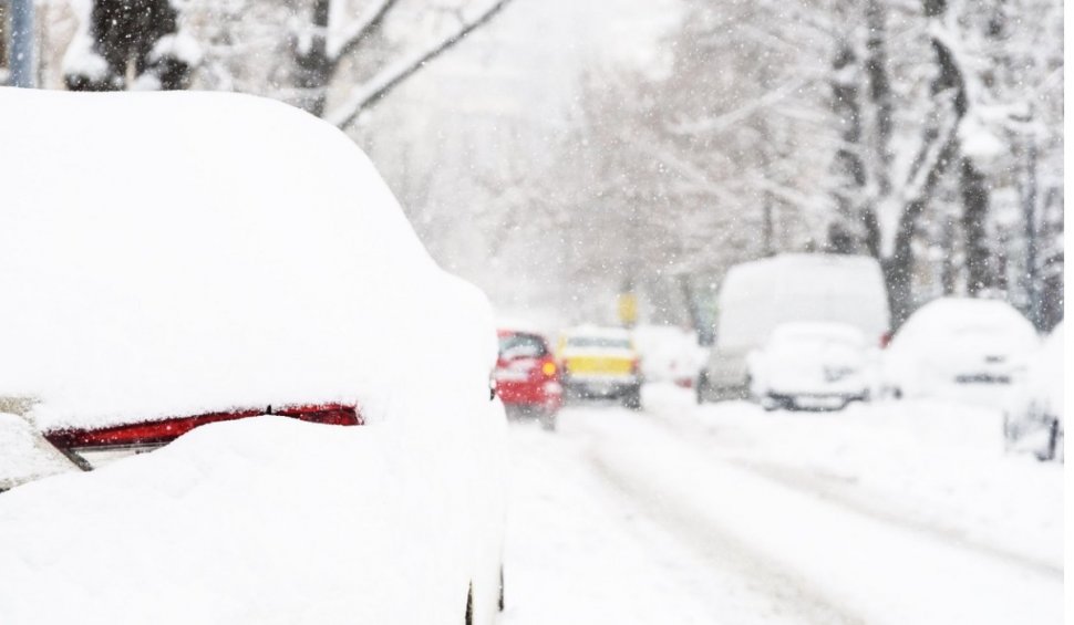 CNSU a decretat stare de alertă în județul Vrancea din cauza zăpezii și viscolului