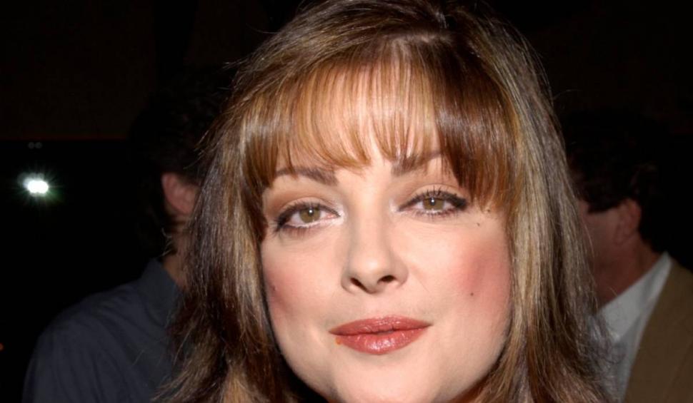 A murit actriţa care a interpretat rolul lui Wednesday în Familia Addams. Lisa Loring a fost deconectată de la aparate 813925