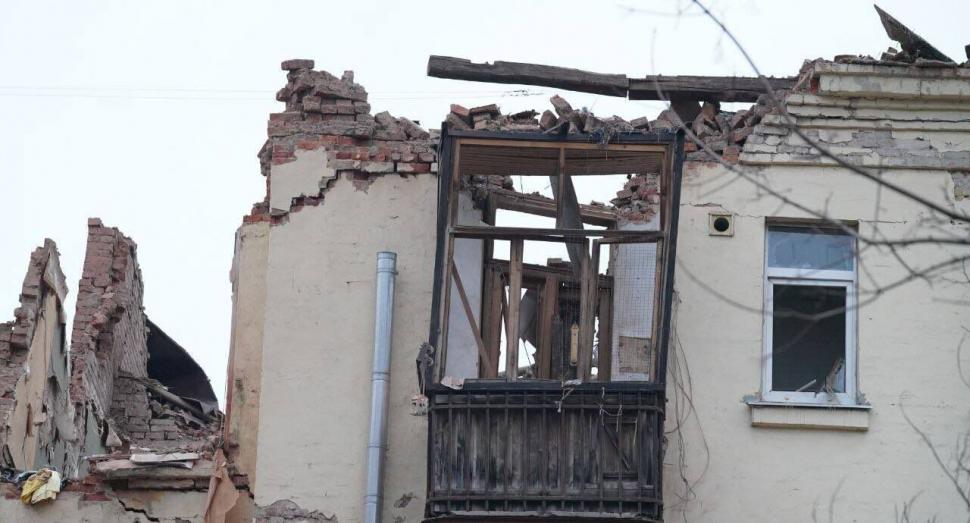 Cum arată blocul de locuințe din Harkov după ce a fost spulberat de o rachetă rusească S-300 813942