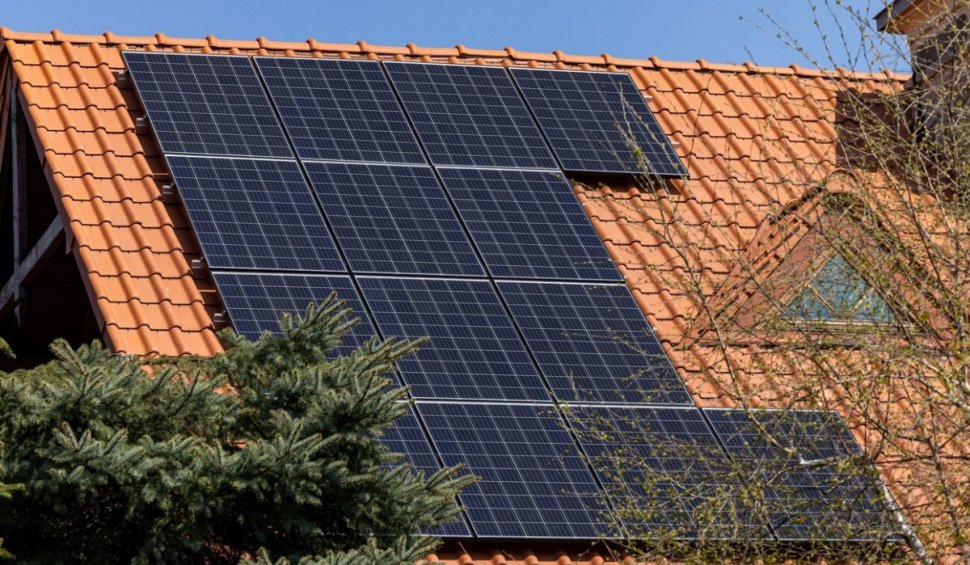 Casa Verde Fotovoltaice 2023: Bugetul pentru program va fi de cel puțin patru ori mai mare decât anul trecut