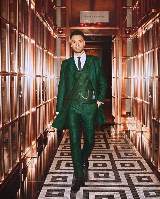 Cine este cel mai frumos bărbat din lume. Toate elementele feţei sale definesc perfecţiunea 814265