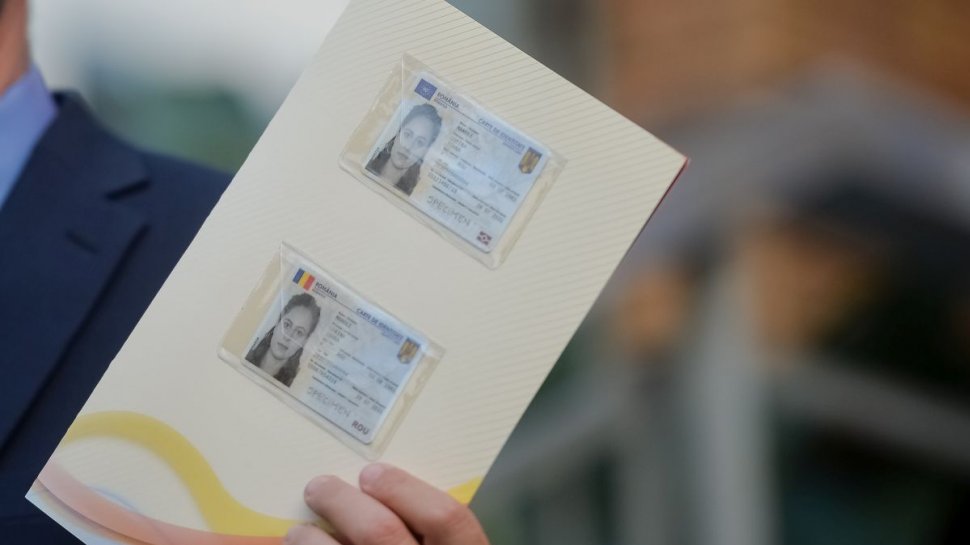 Cine plătește primele cinci milioane de buletine cu cip pentru români. Guvernul a adoptat ordonanța