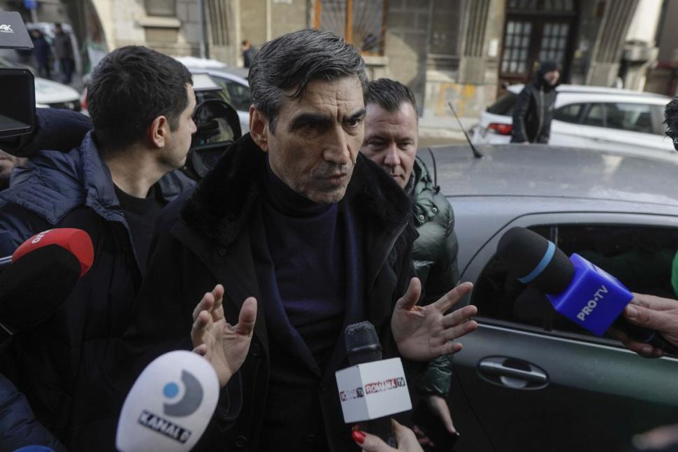 Victor Pițurcă, din nou la DNA la doar câteva ore după ce a fost eliberat din arest. Gestul făcut la intrarea în sediul instituției 814169